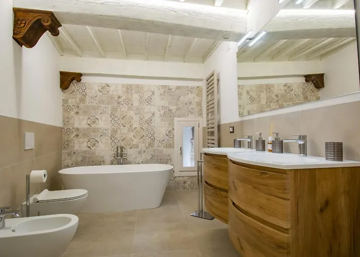 Guesthost - Casa Di Alice - Elegance In The Centre *